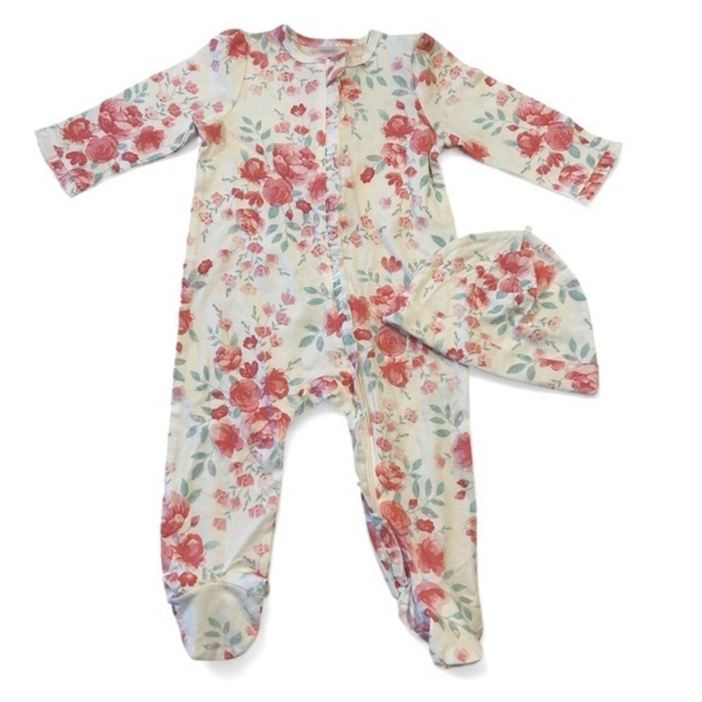 NWT Little Me sleeper and hat size 9M